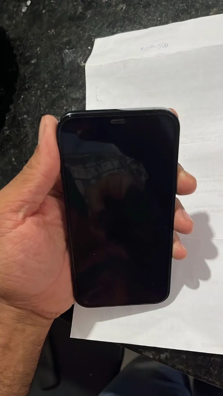 Celular iPhone  12 pro 256g - Foto 4