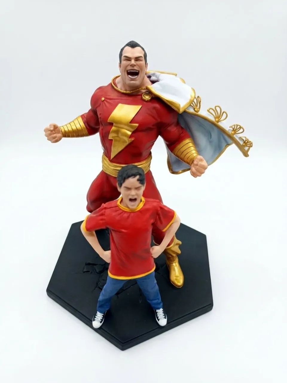 Shazam Iron Studios 