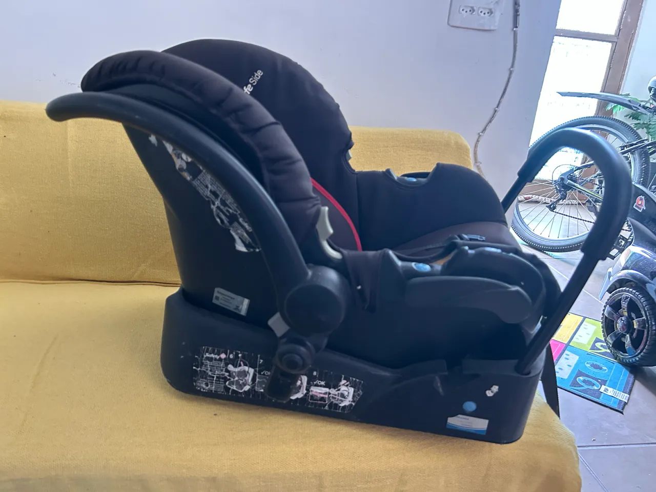 Carrinho de Bebê e bebê Conforto com Base para Carro - Safety 1st - Foto 3