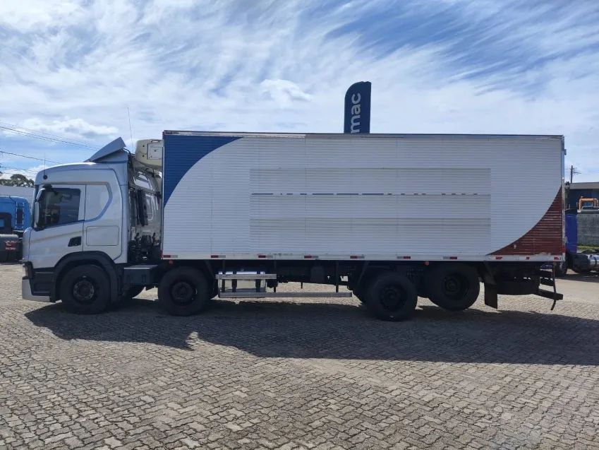 SCANIA P320 B8X2. - Foto 5