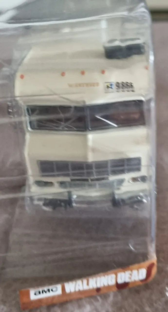 Miniatura Trailer Dale 1973 Winnebago Chieftain - The Walking Dead - Foto 5