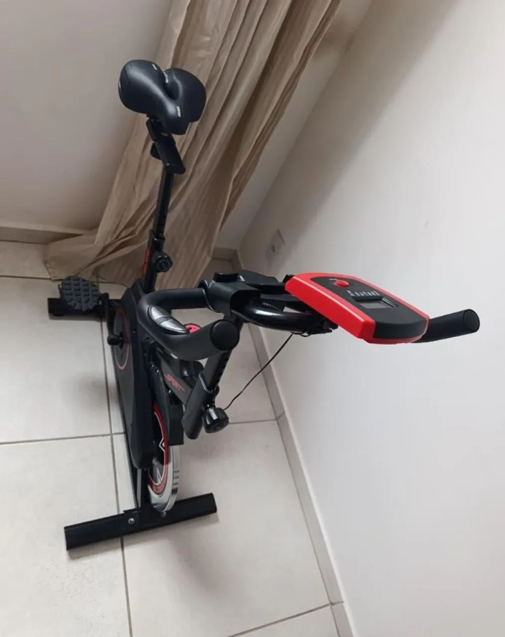 Biclita nova com 2 meses de uso valor 550.00 - Foto 2