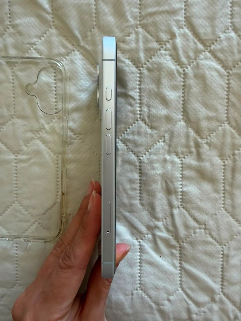 Vendo IPhone 17 256gb excelente estado - Foto 3