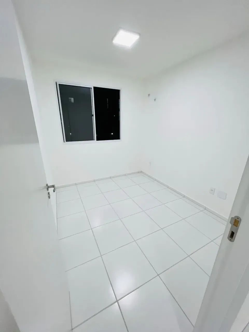 ALUGUEL- APARTAMENTO COM 2 QUARTOS 3° ANDAR - Foto 3
