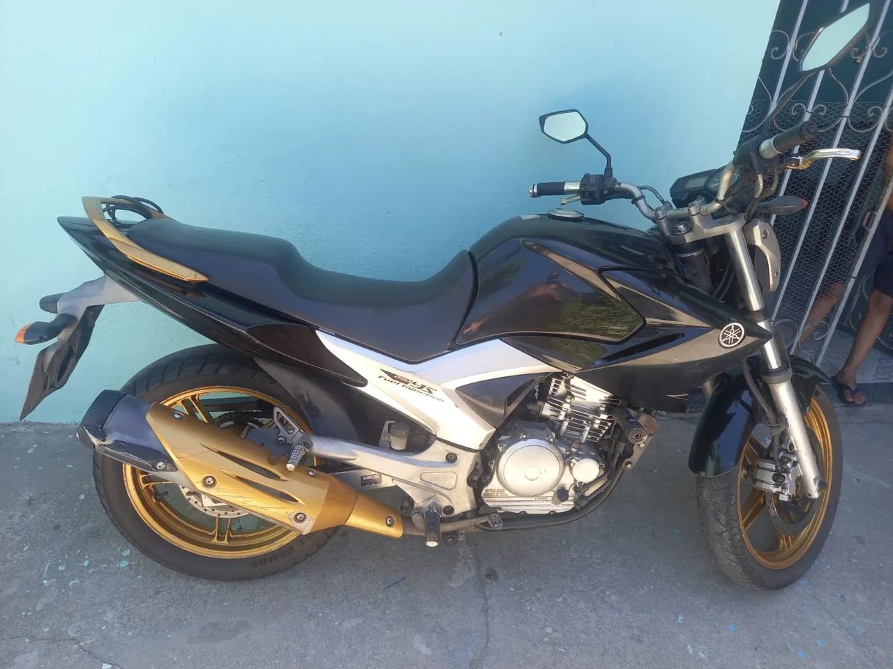 Fazer 250 Super conservada.  Tudo em dia. - Foto 2
