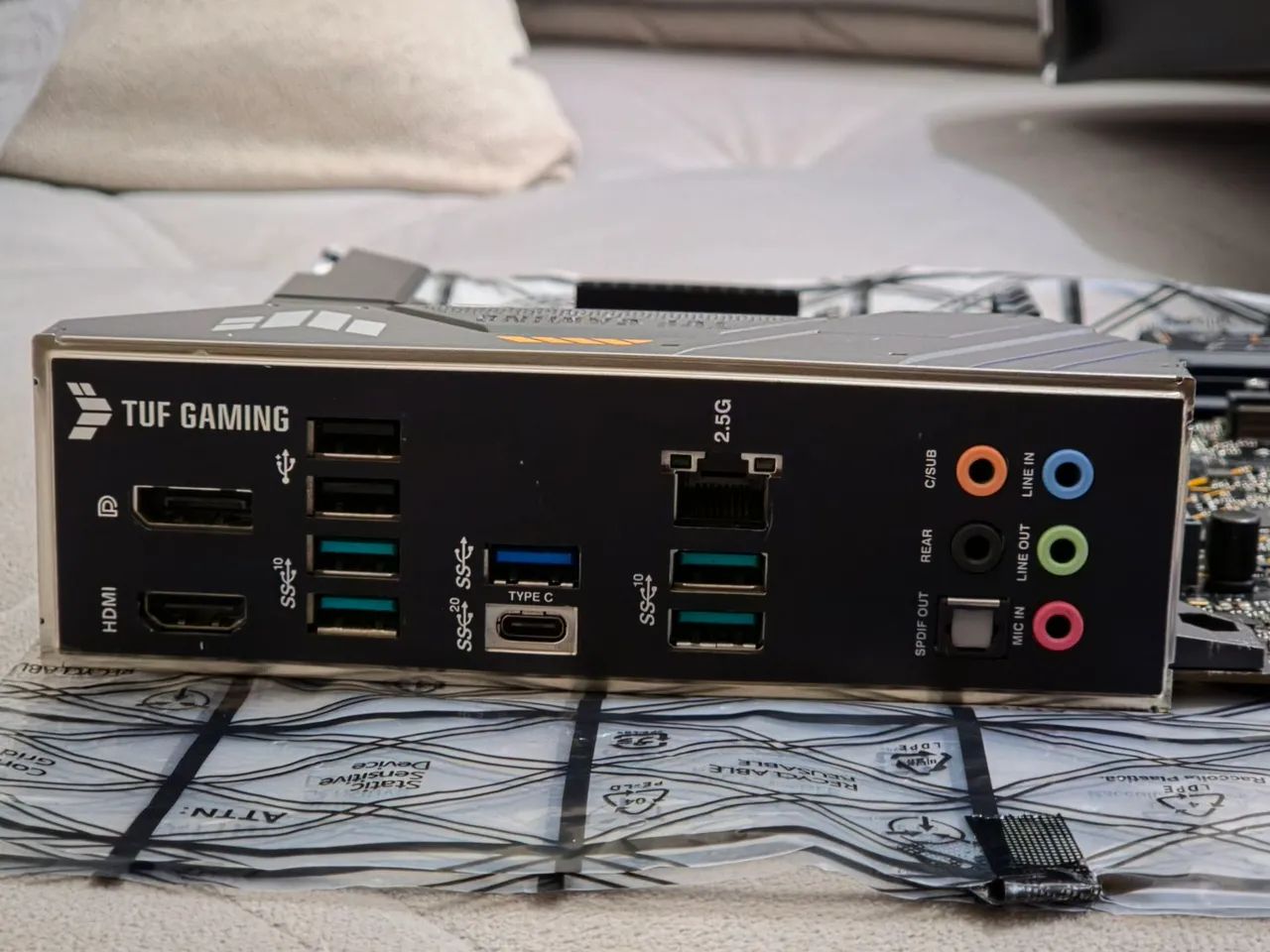 Placa Mãe TUF GAMING B660M-PLUS D4 DDR4 - Foto 3