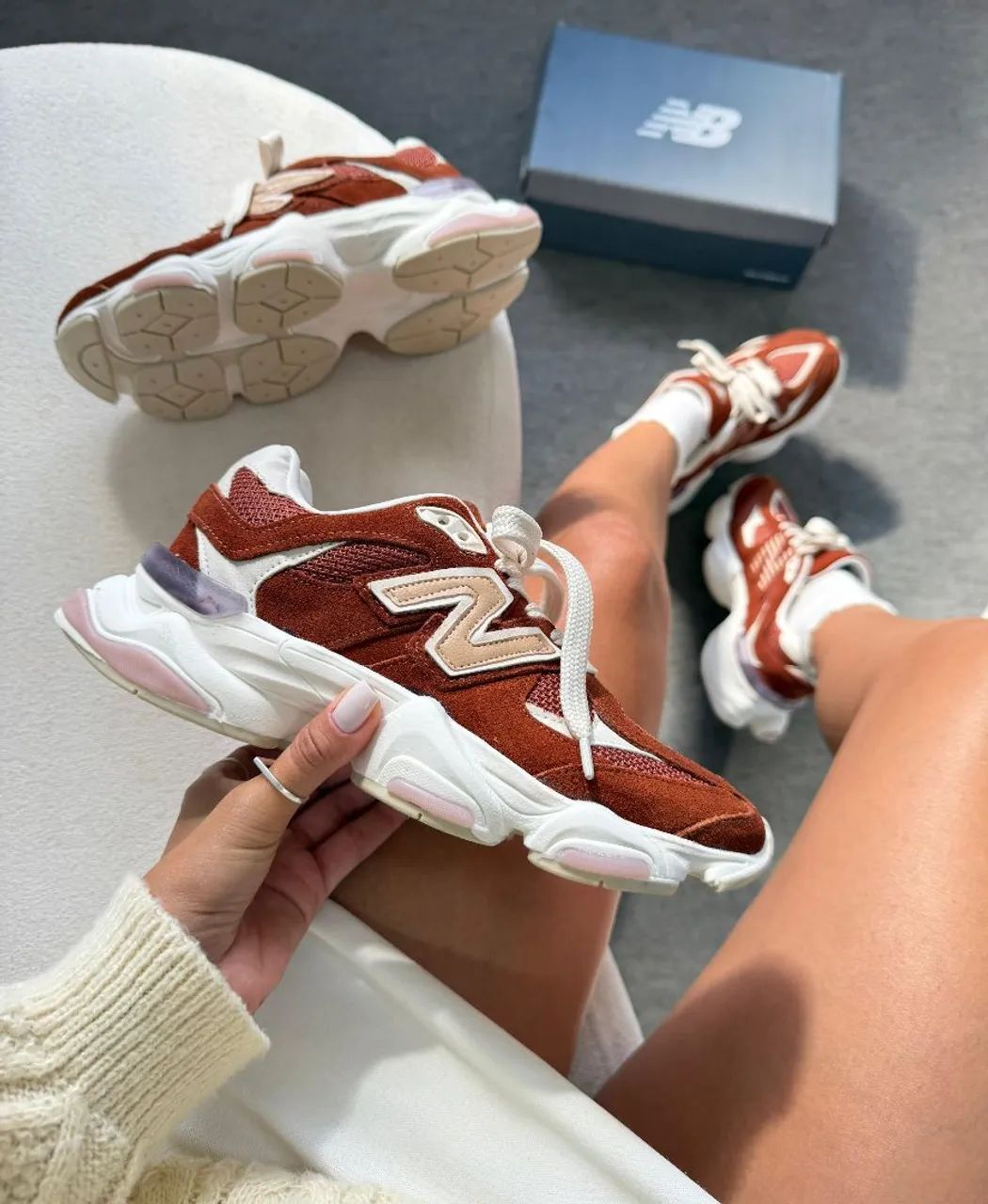 Tênis New Balance 9060 Prime couro Camurça Premium 