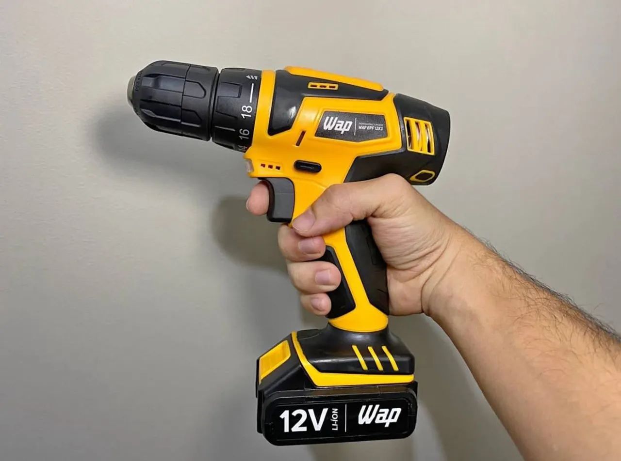 Furadeira / Parafusadeira Wap Original BPF12K3 com maleta e acessórios - Foto 5