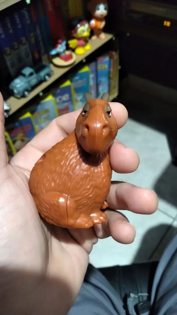 Miniatura Capivara Chispi de Encanto - McDonald's