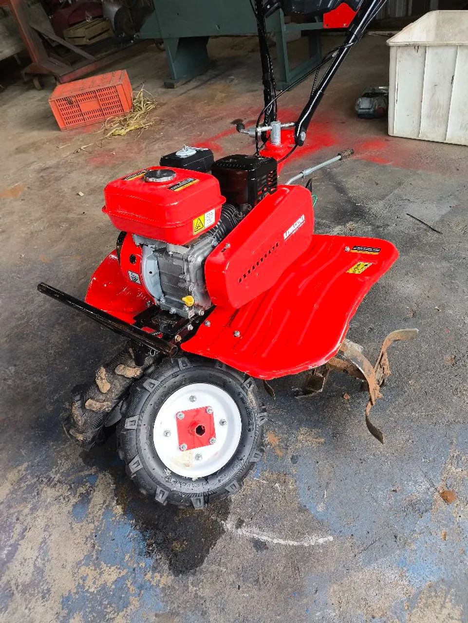 Tratorito kawachima semi nova 2900