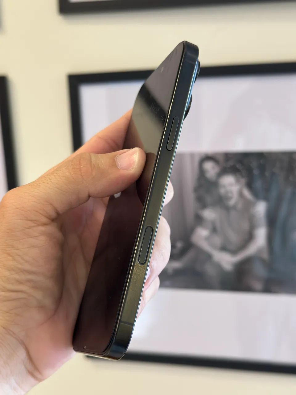 iphone 16 pro Max 256 - Foto 5