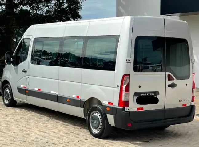 Renault Master 2.3 Dci Executive Longo 16l 2015 - Foto 4