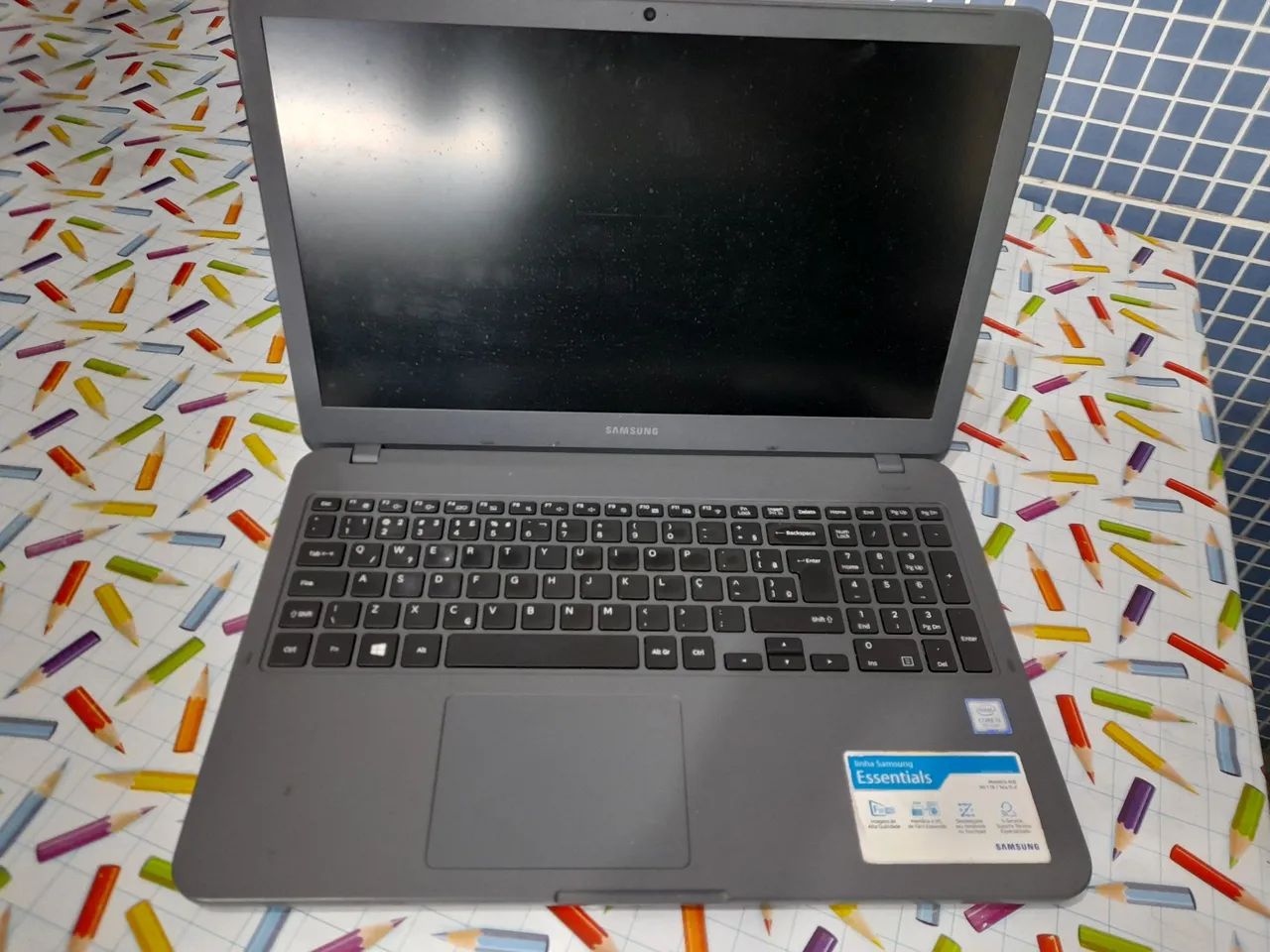 Vendo um Notebook da Samsung 