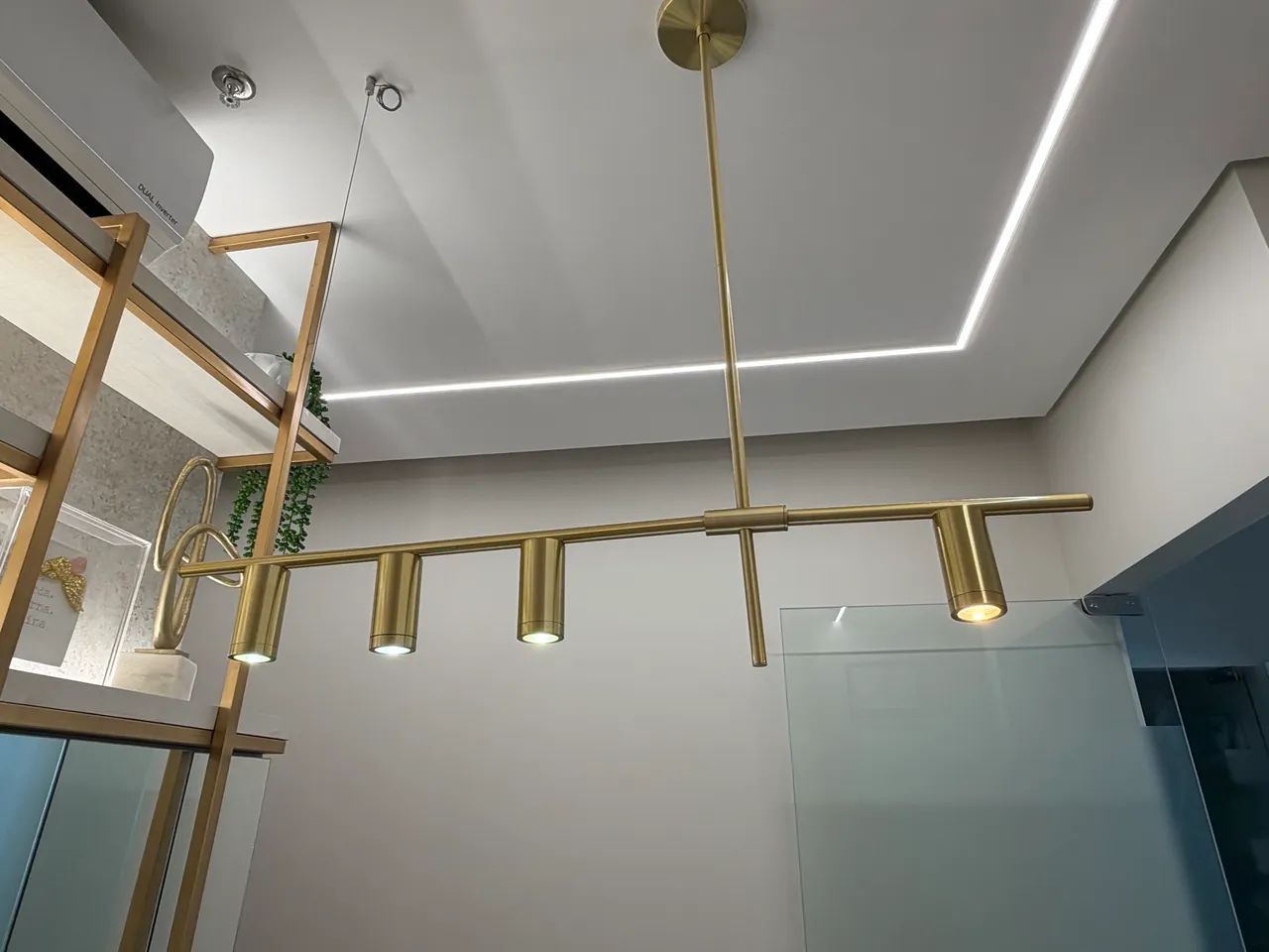 Pendente escritório dourado com lâmpadas  - Foto 2