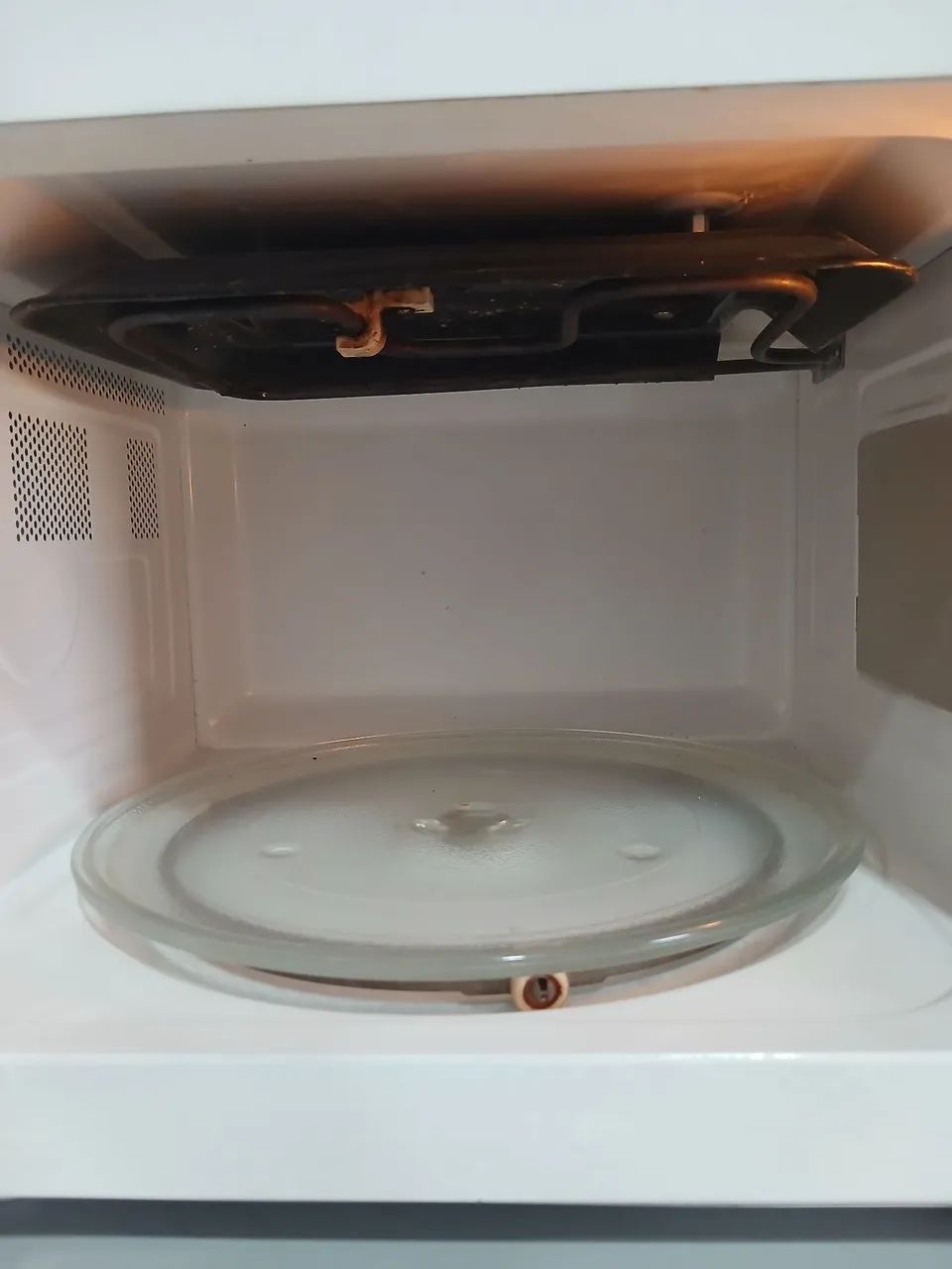 Microondas Electrolux 28L 127V espelhado e cinza com grill funcionando tudo perfeitamente  - Foto 5