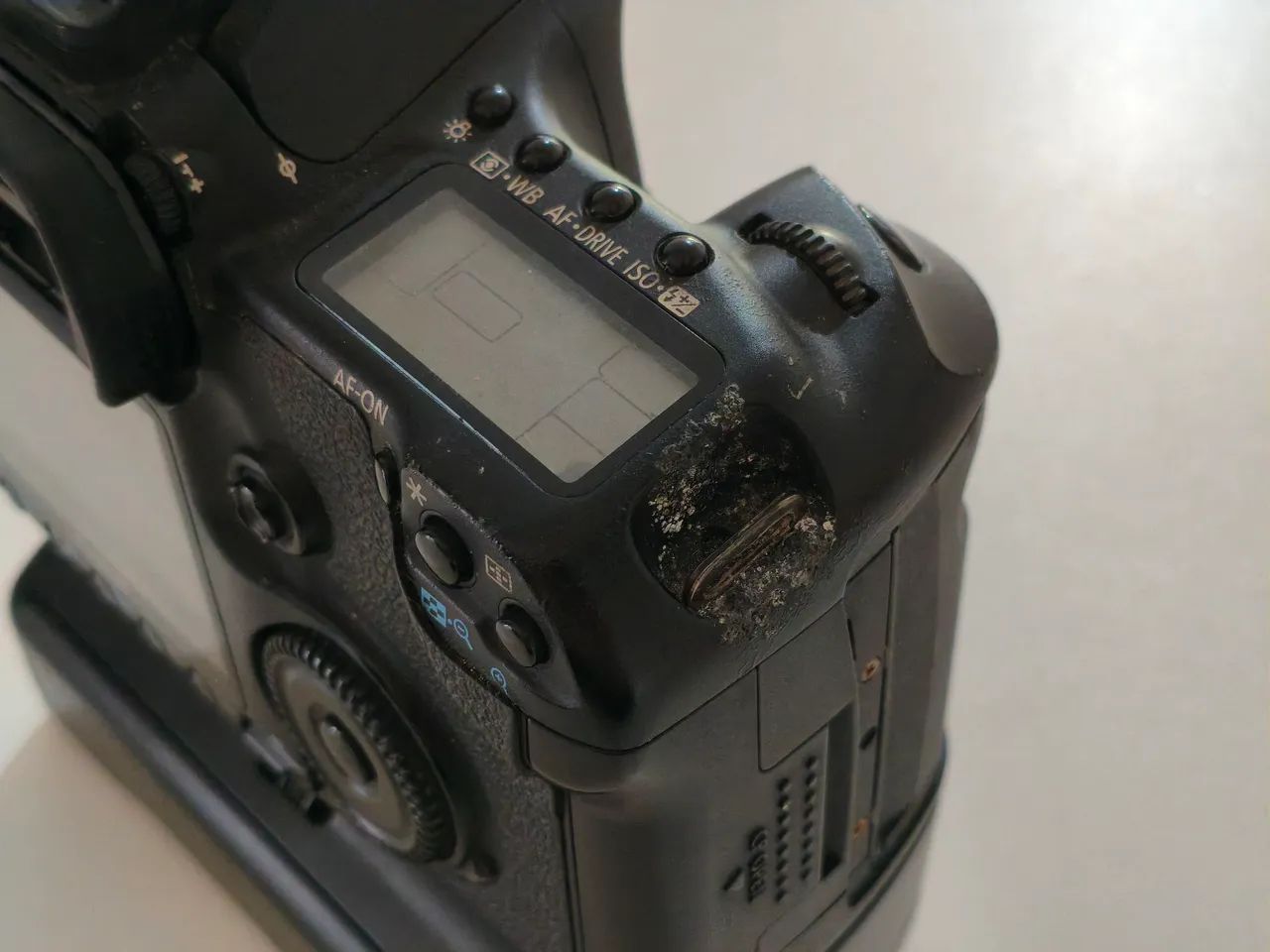 Câmera Canon 40d com grip - Aceito oferta  - Foto 6