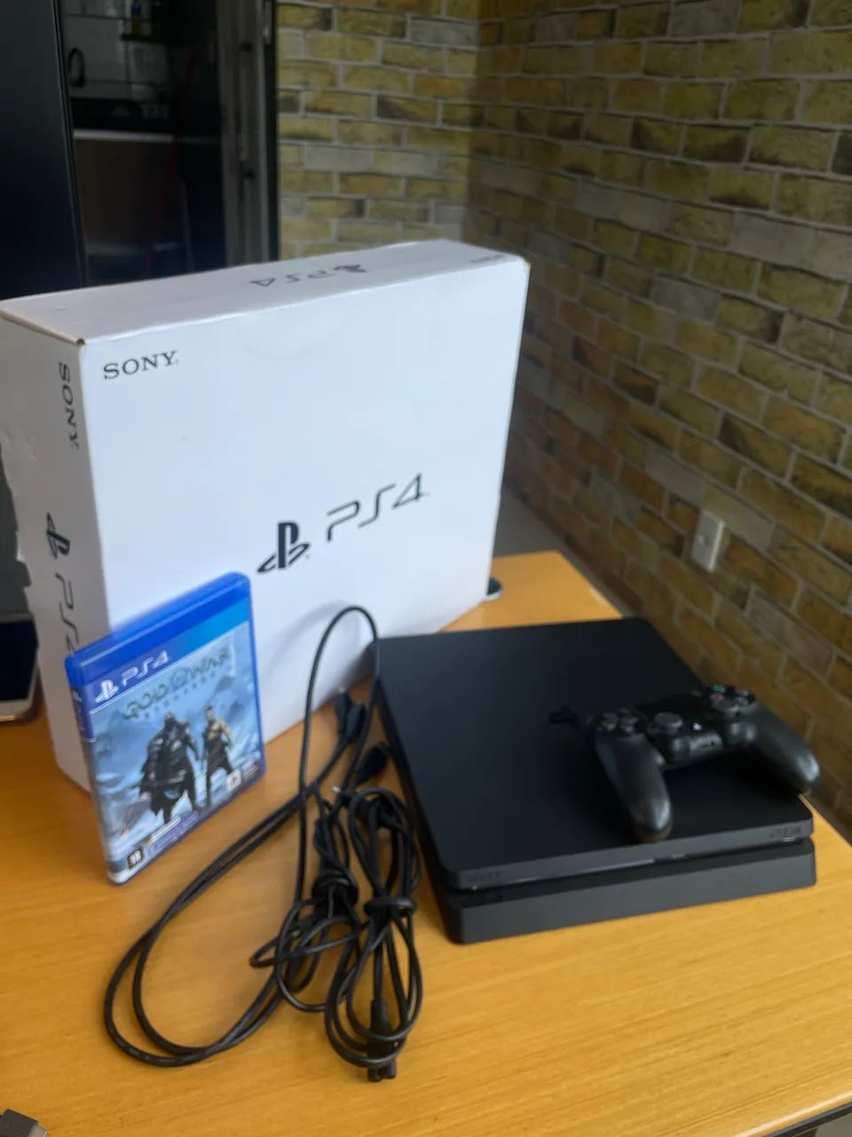 Ps4 com 1 controle e 1 jogo completo - Foto 2