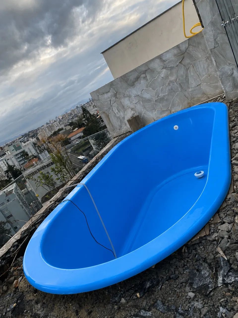 Vendo Piscina 4x2 com 1,30