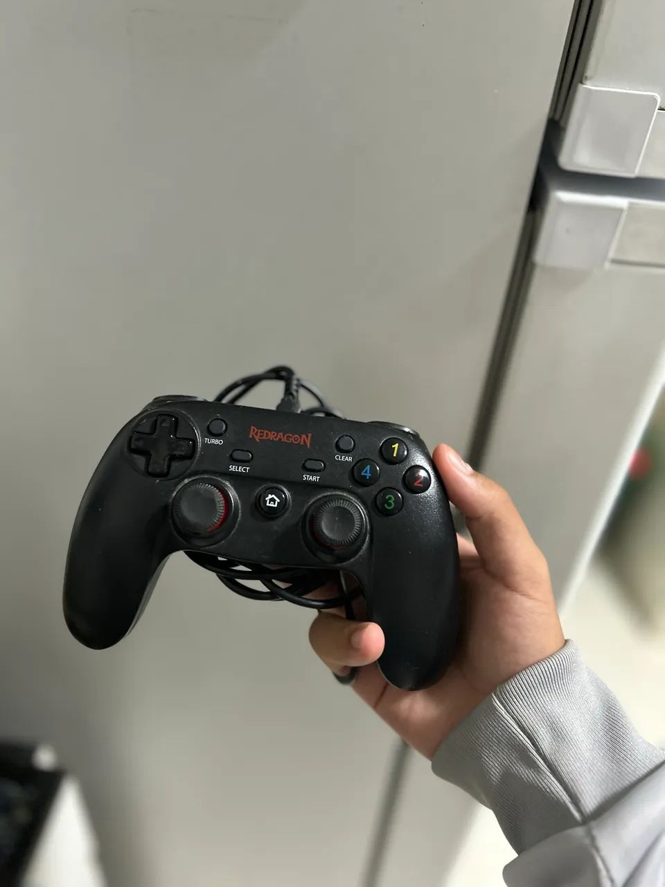 Dois controles semi novos - Foto 2