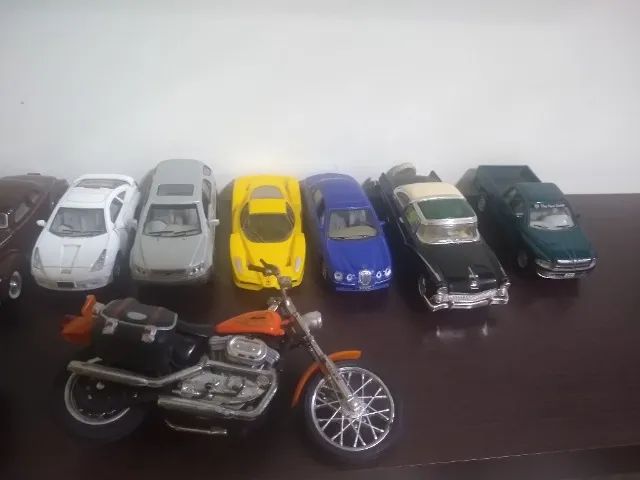 Carros de miniatura colecionáveis  - Foto 4