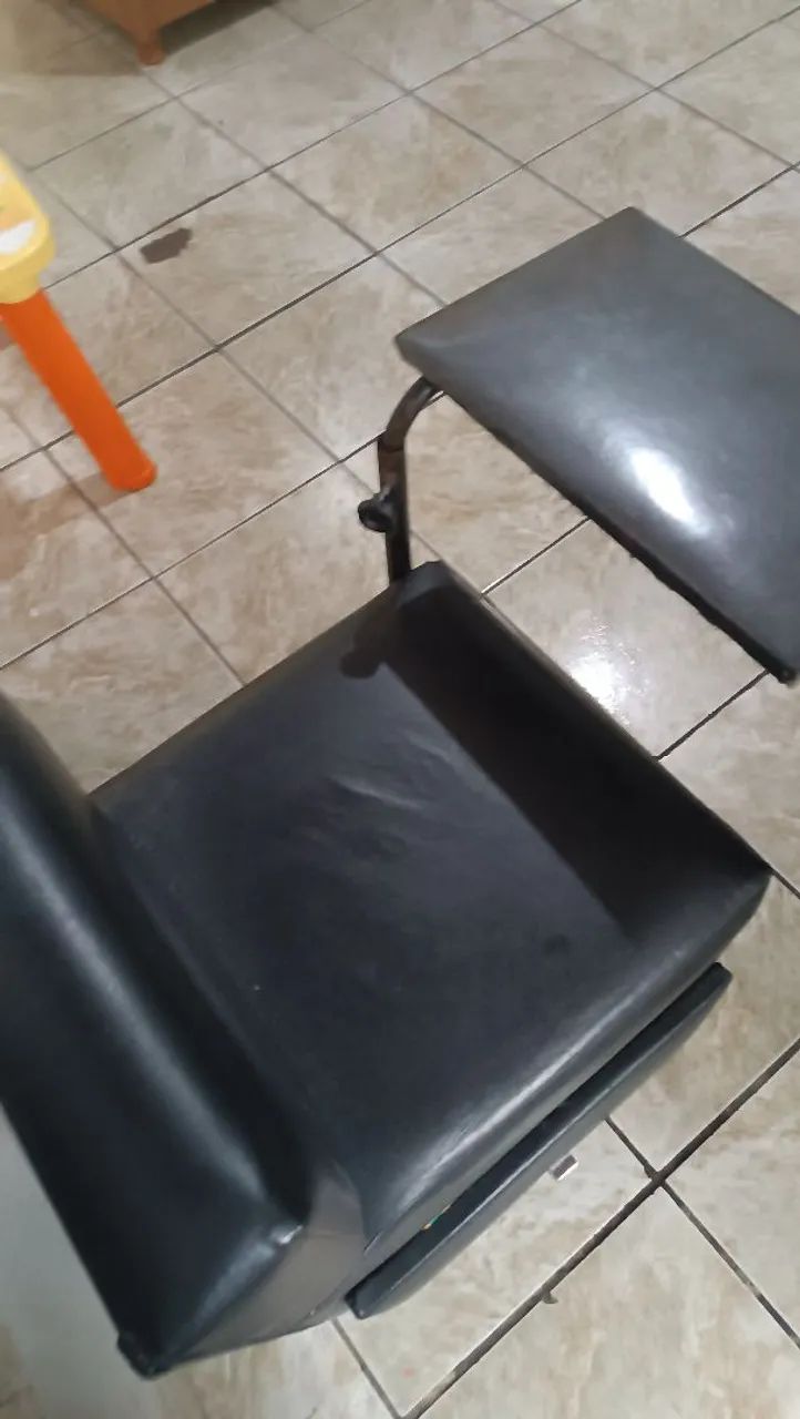 Cirandinha de manicure em ótimo estado  - Foto 2