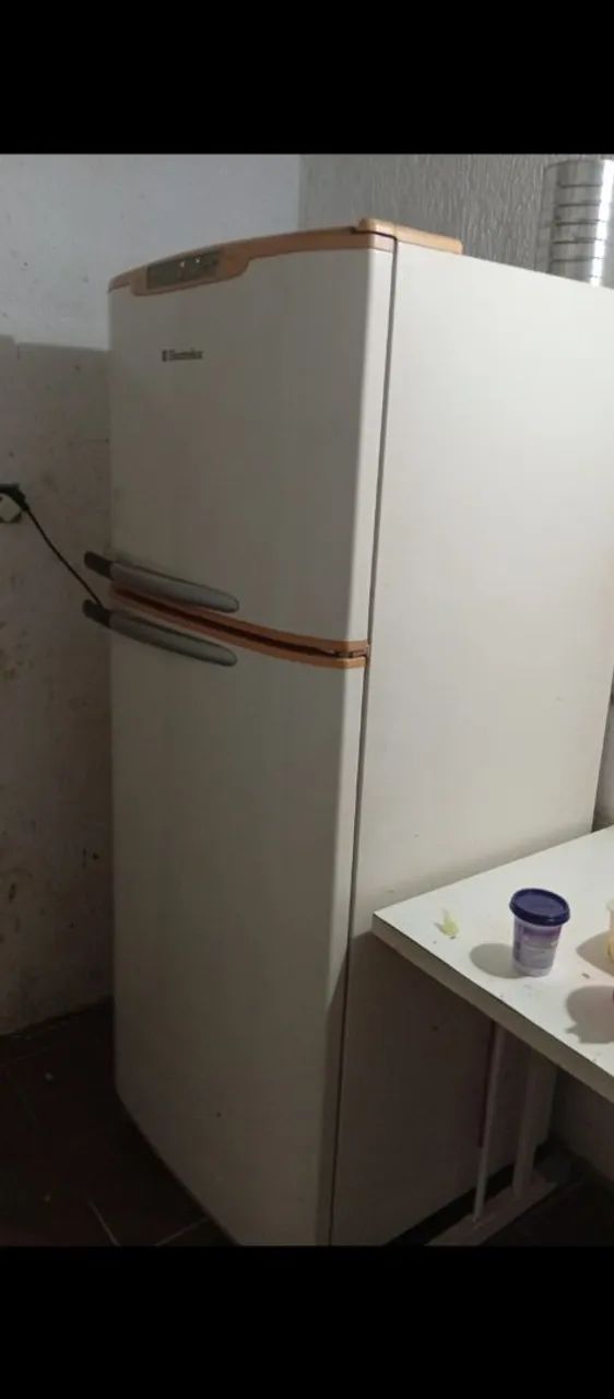 Geladeira Eletrolux frosfree  - Foto 3