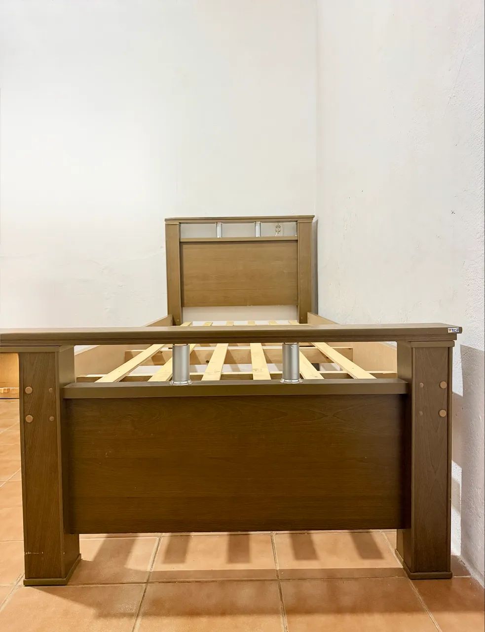 Cama com colchão - Usado