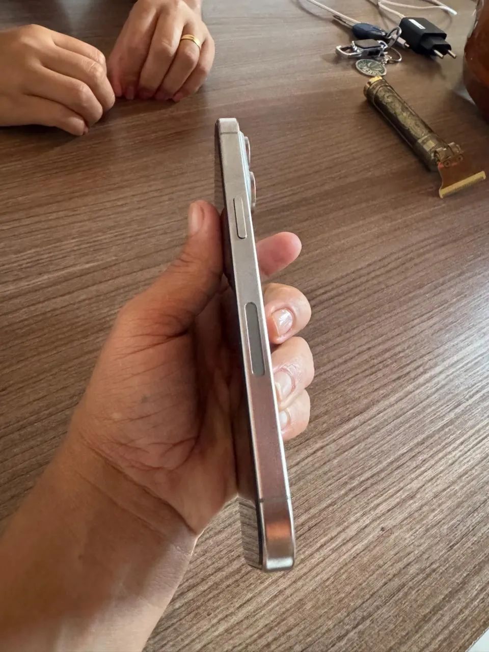 Iphone 15 pro max 1tb - Foto 4