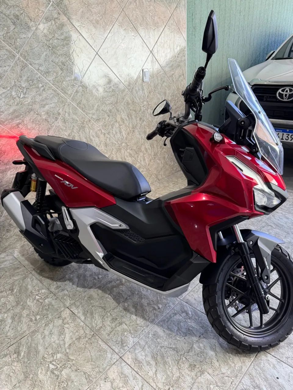 Adv 160 2025/26