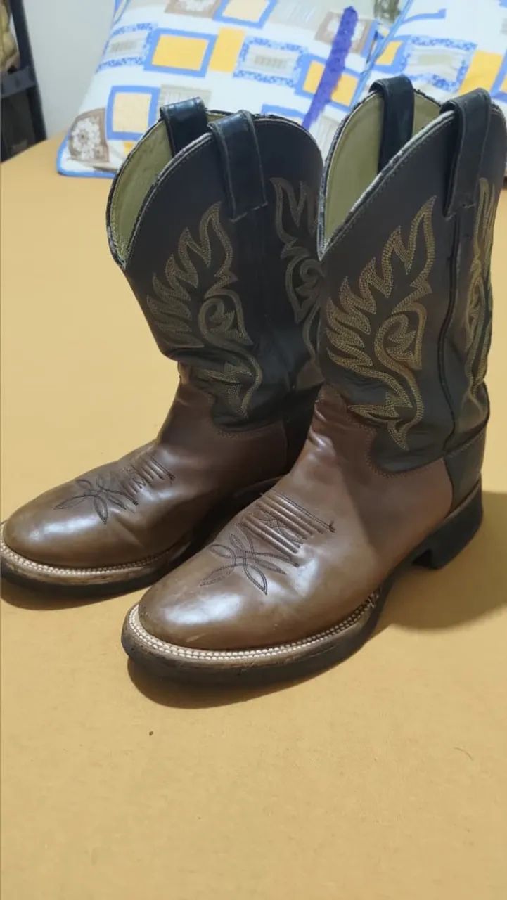 Botas texanas Justin numeração 41