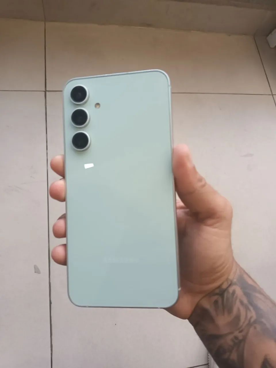 S23 FE em perfeito estado