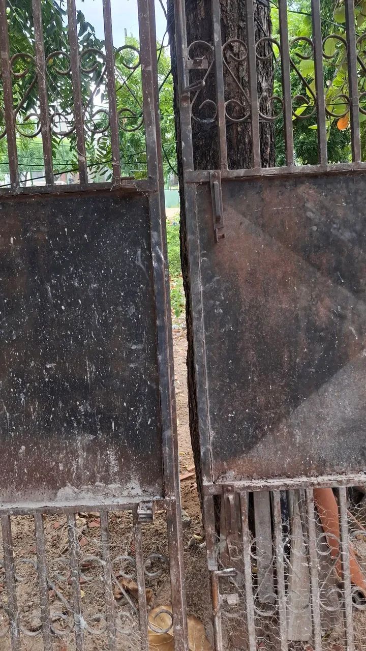 Portão de Ferro Chapado  - Foto 3