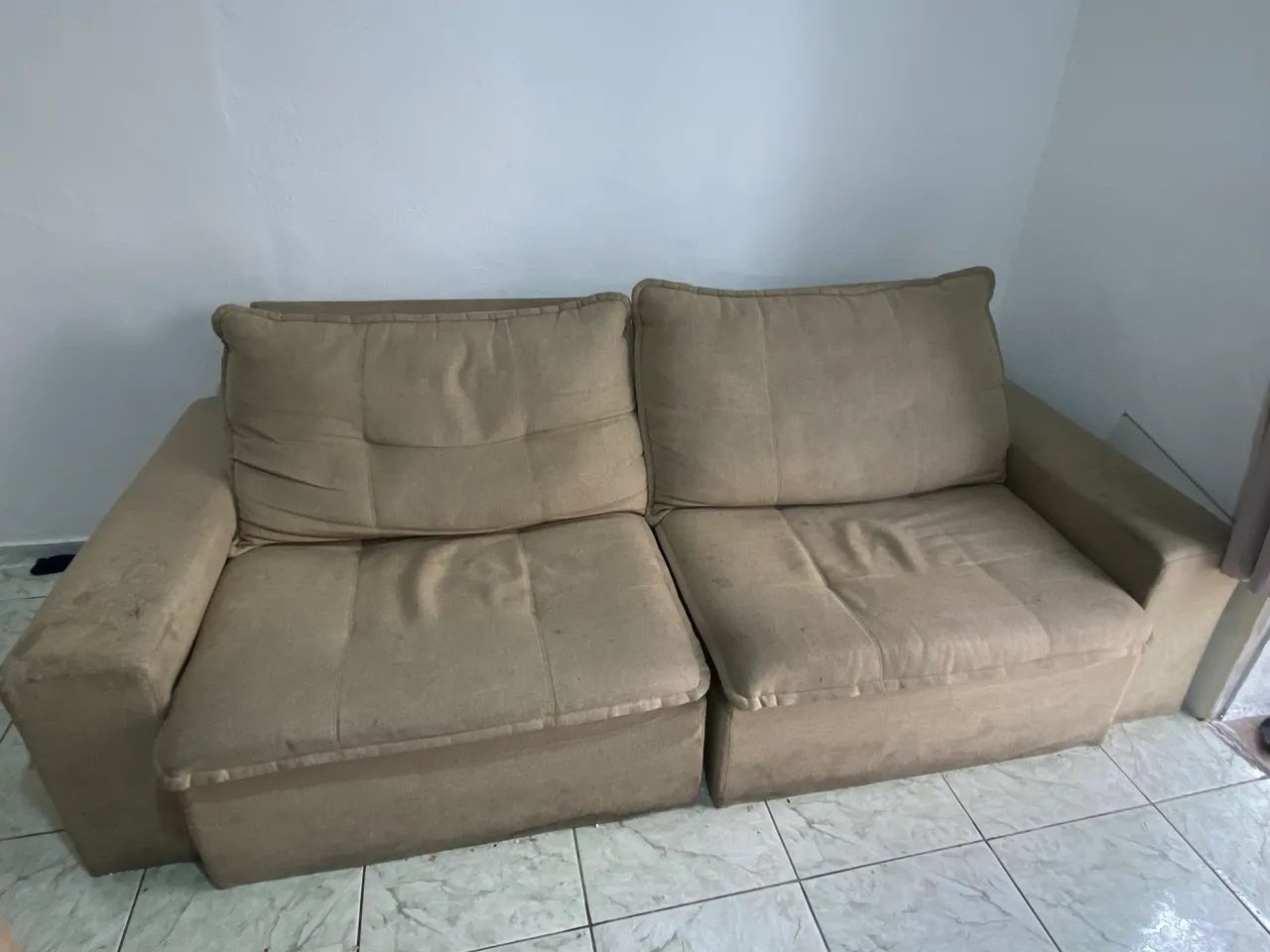 Vendo sofá retrátil em bom estado  - Foto 2
