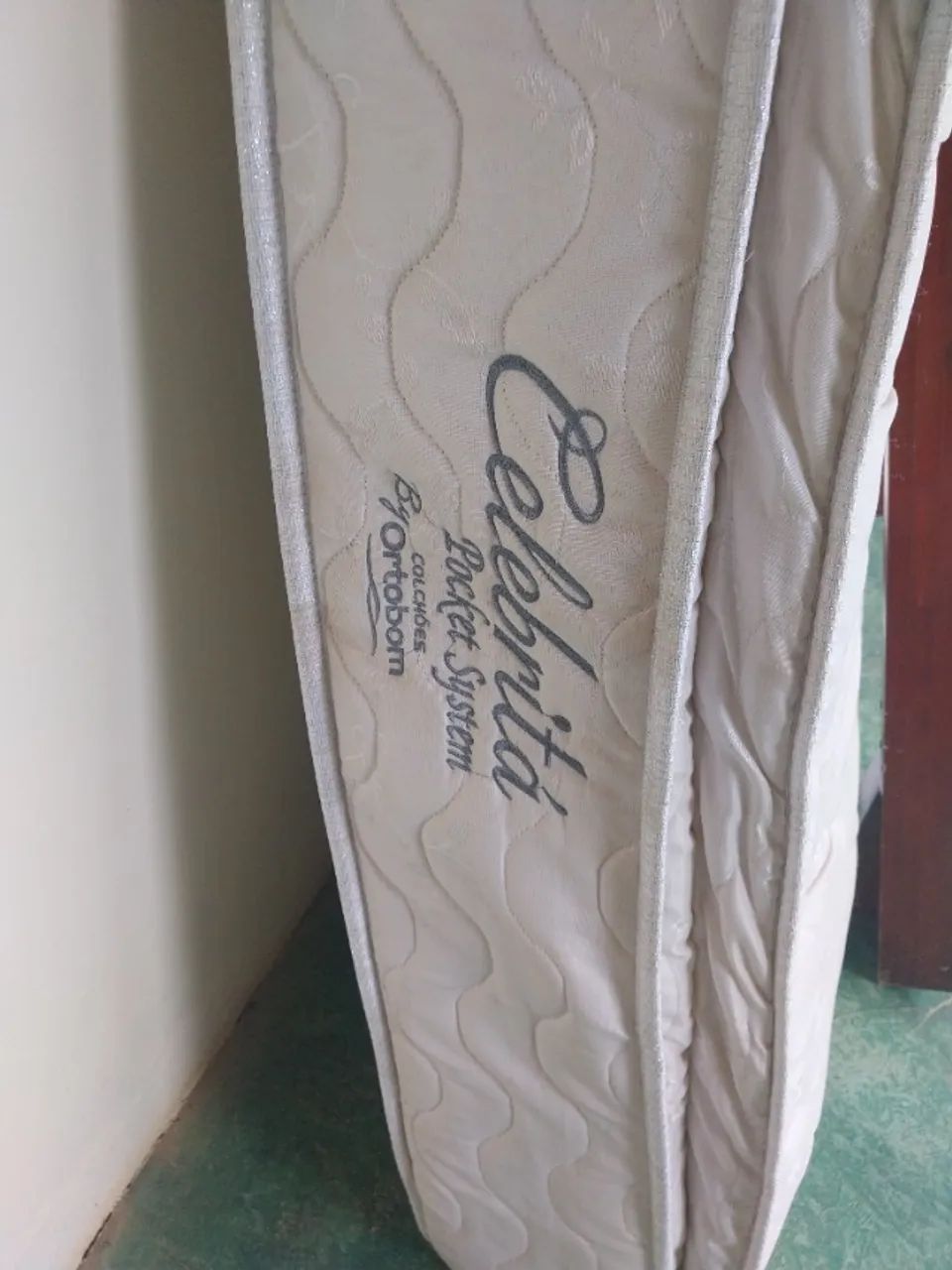 Cama de Casal com Colchão (usado) - Foto 3