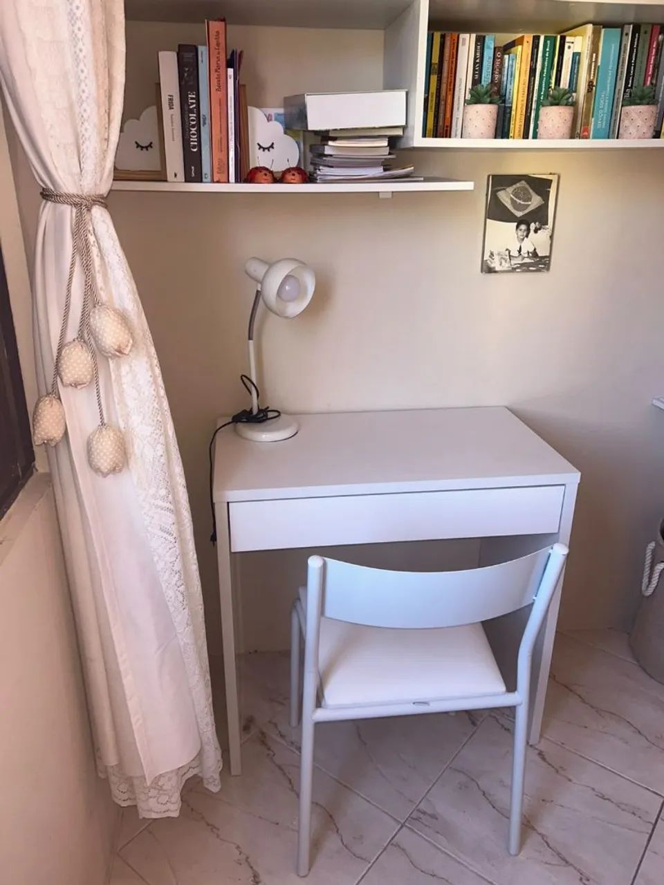 Escrivaninha e Cadeira  - Foto 4