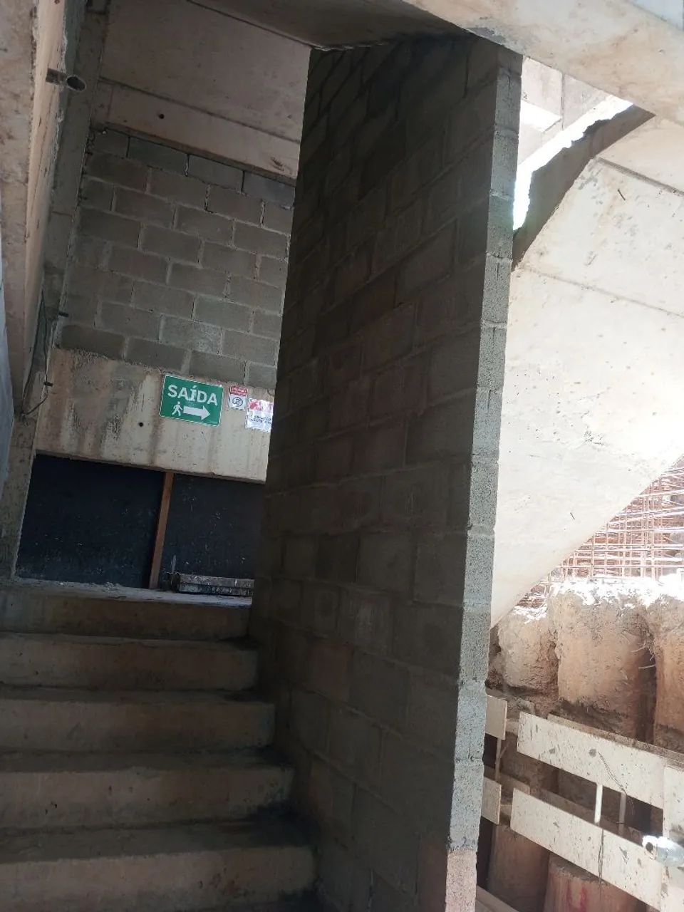 Pedreiro disponível empreitada - Foto 2