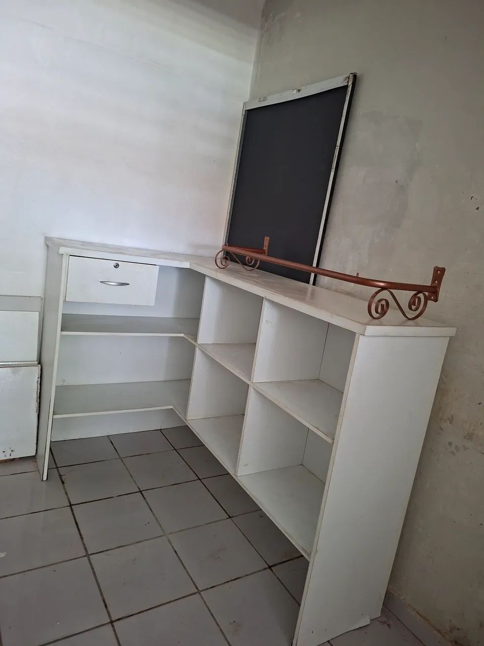 Loja Balcão com divisórias 