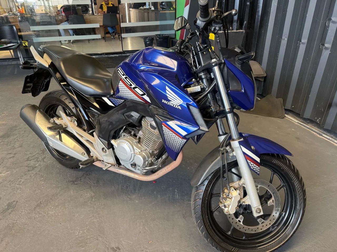 Cb 250 cc 2021 impecável  - Foto 2