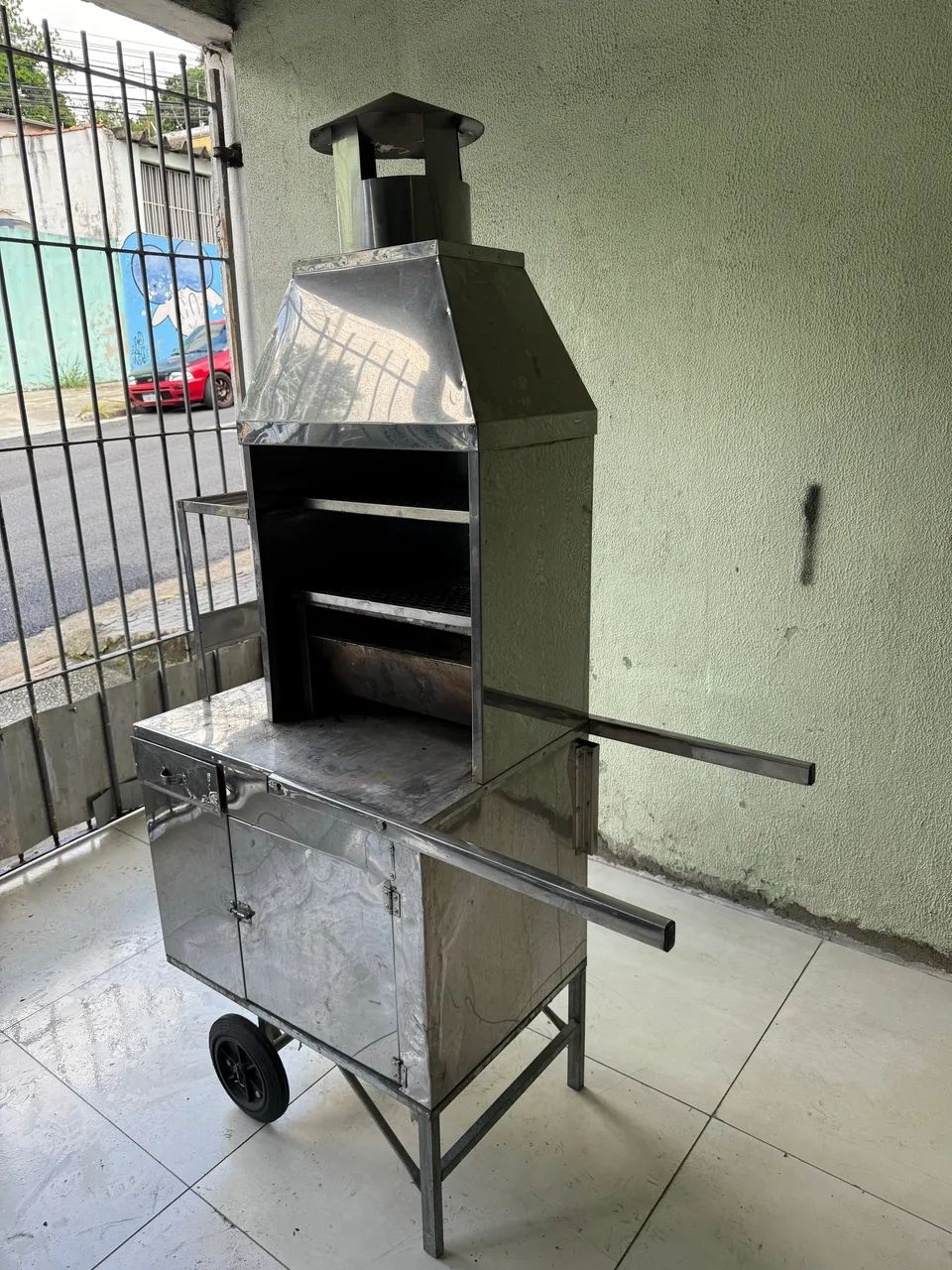 Carrinho churrasqueira 