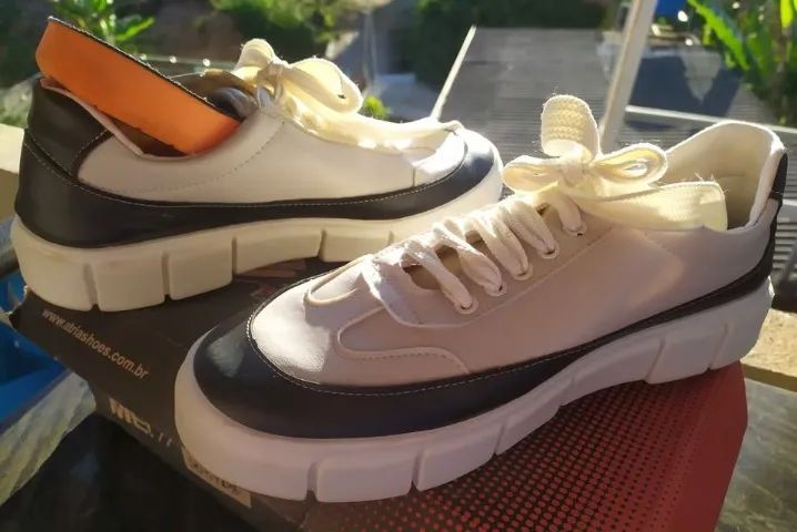 TENIS