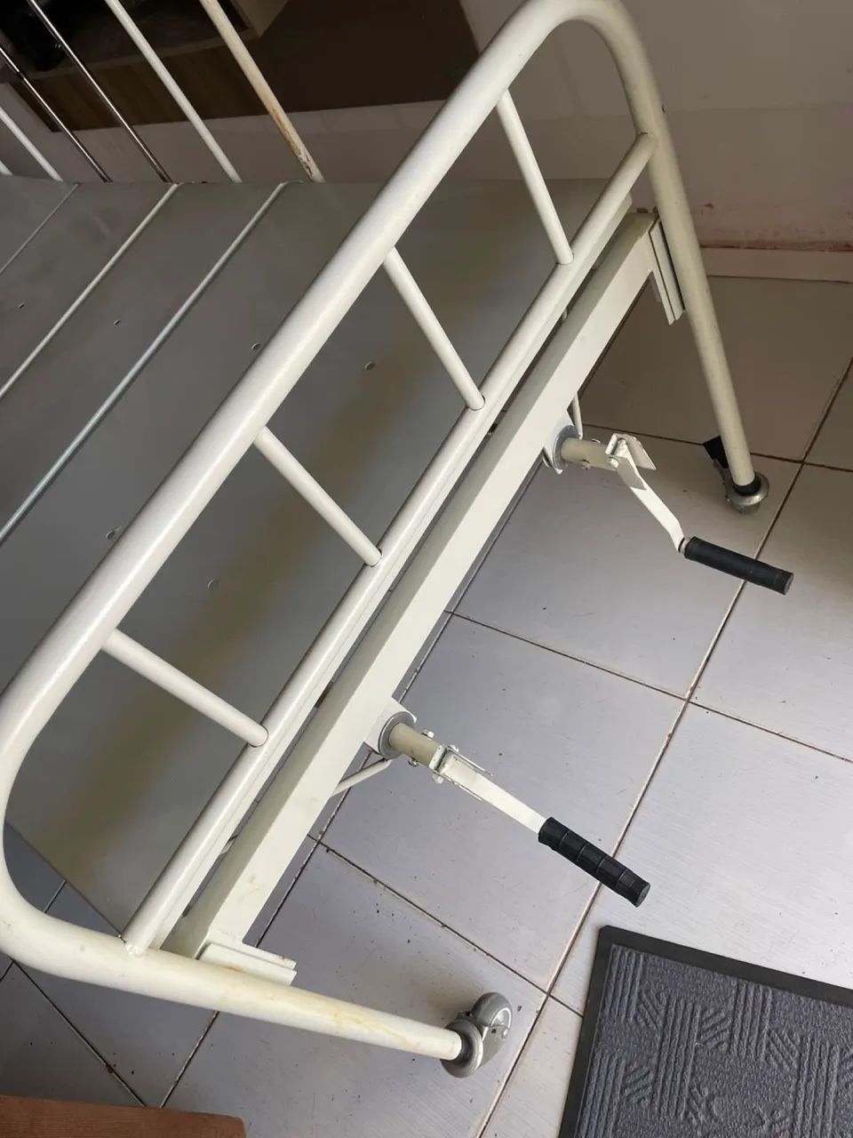 Cama hospitalar  - Foto 4