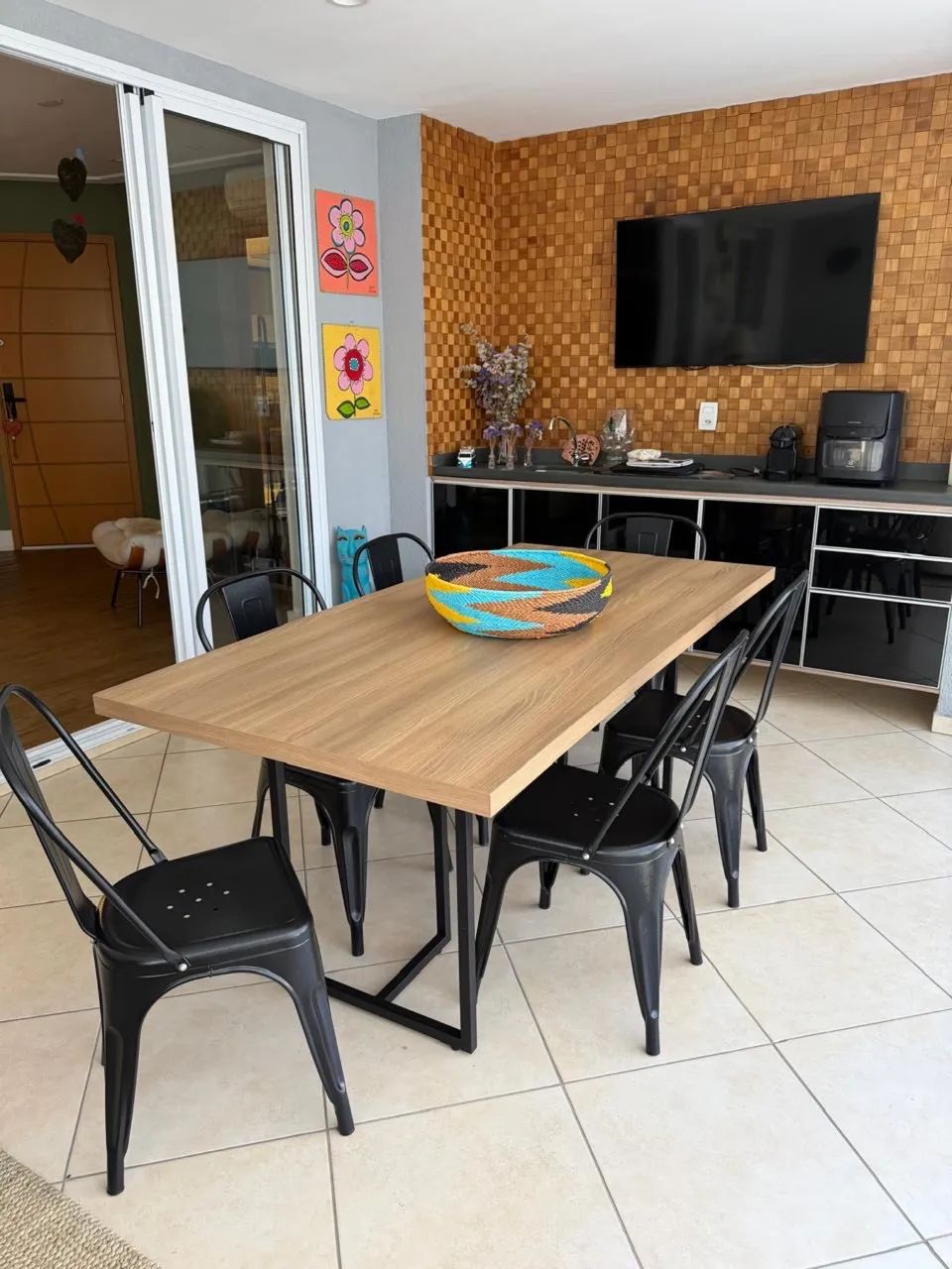 Mesa com pés de ferro - Foto 2