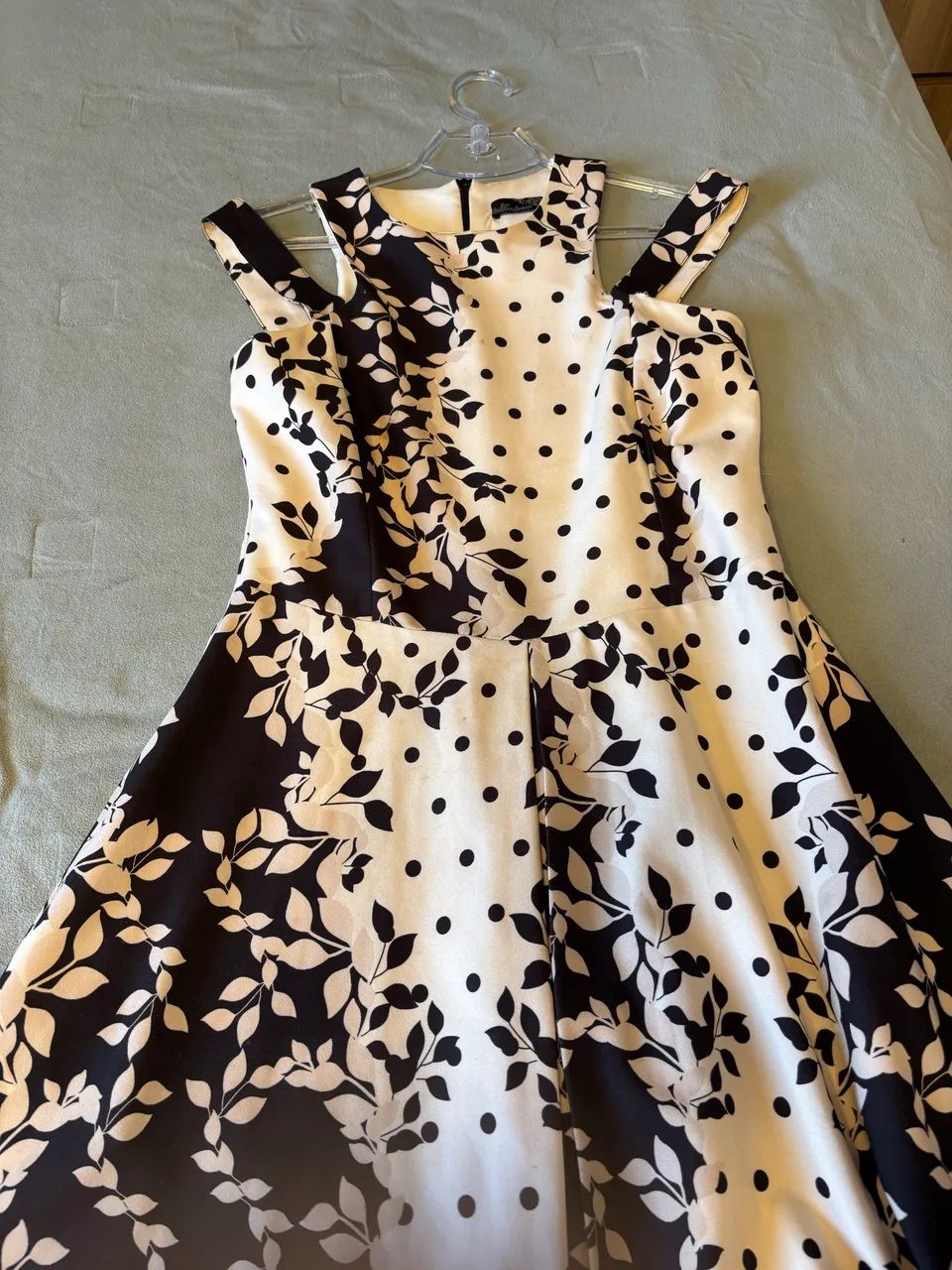 Vestidos semi novos  - Foto 2