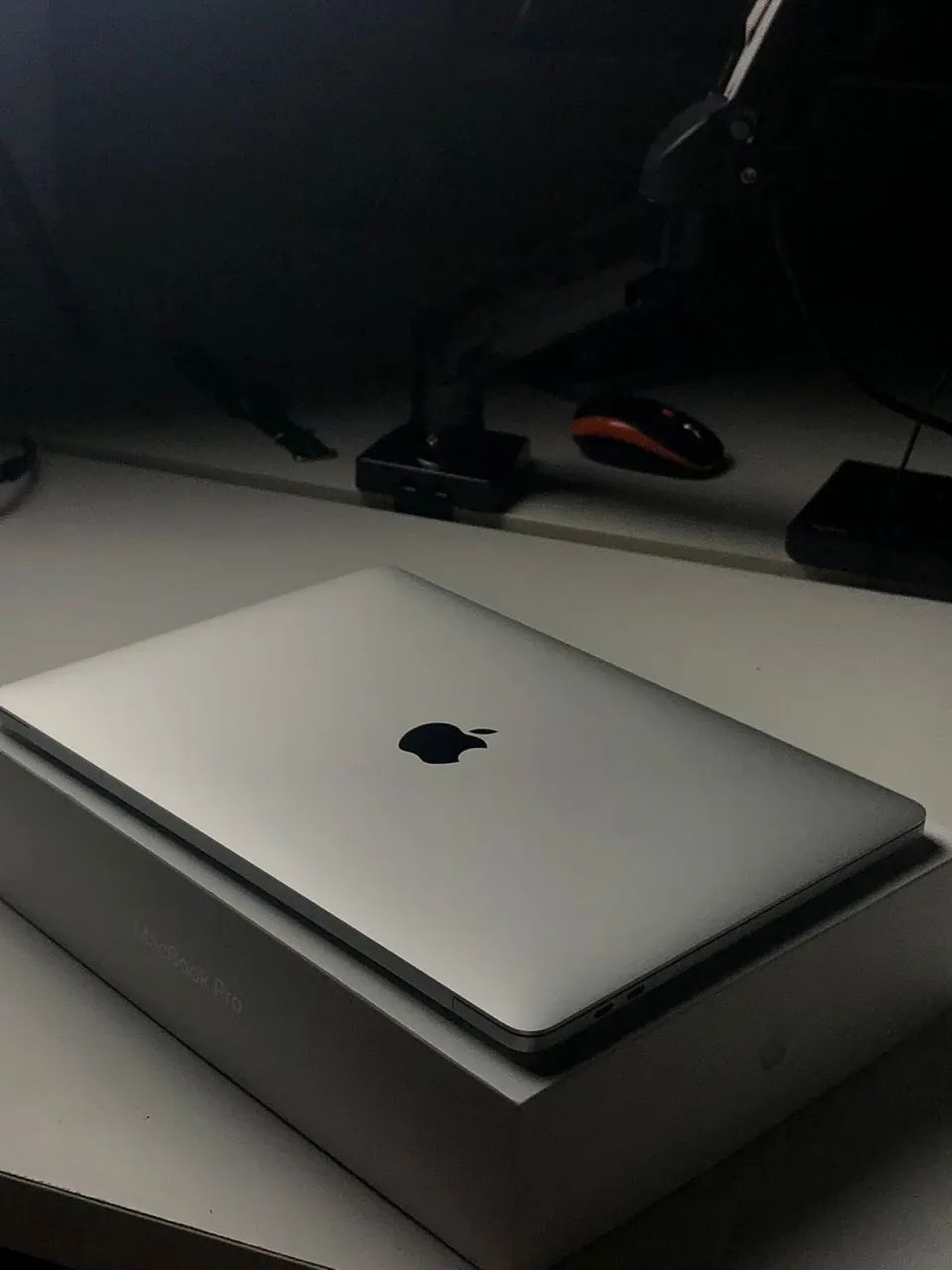 MacBook Pro 13? (2017) - Excelente Estado + Caixa Original