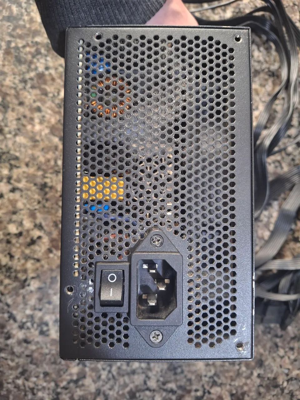 Fonte Cooler Master MWE 450W 80 Plus Bronze - Impecável - Foto 4