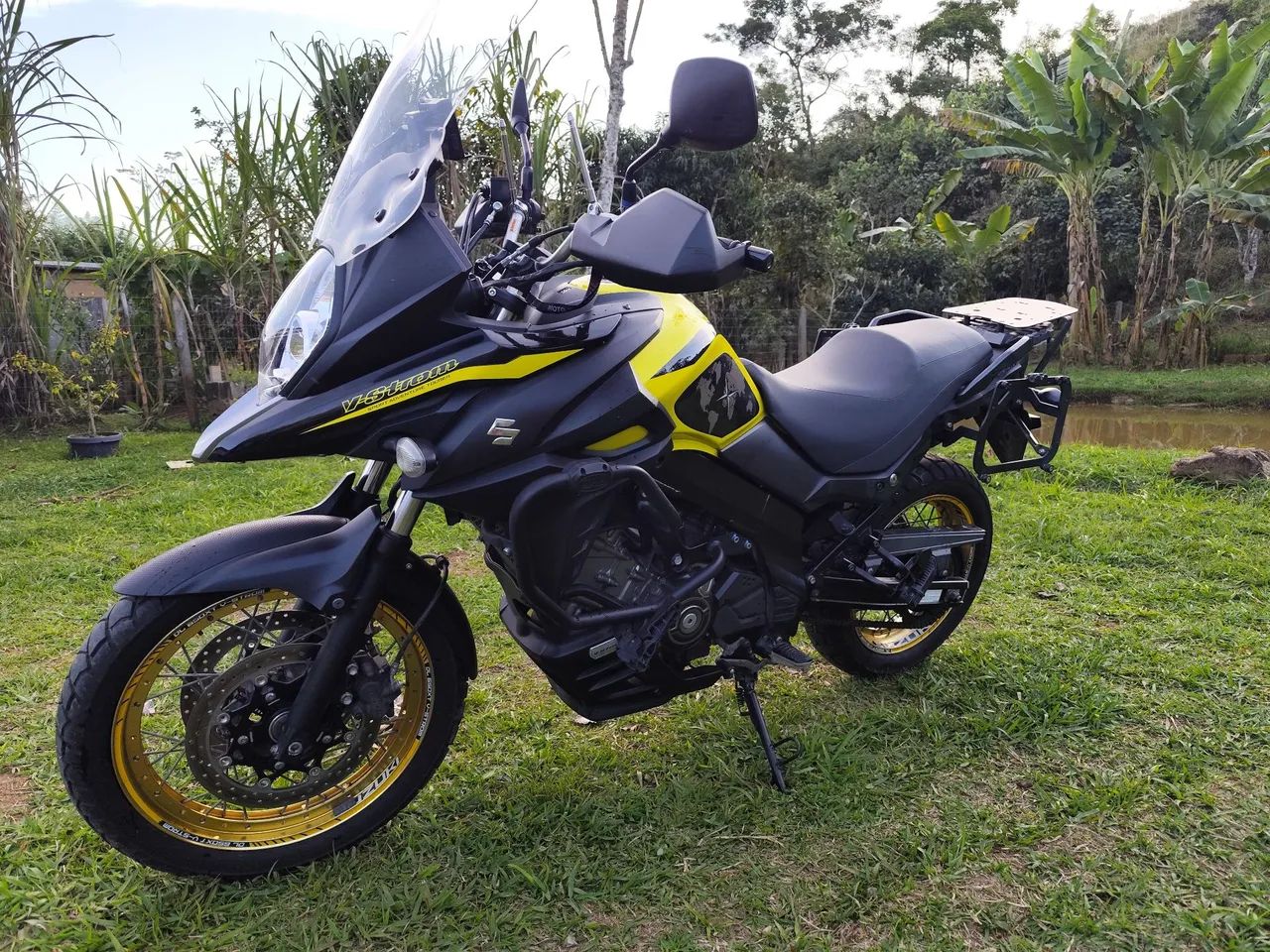 Suzuki Vstron XT 650  - Foto 2