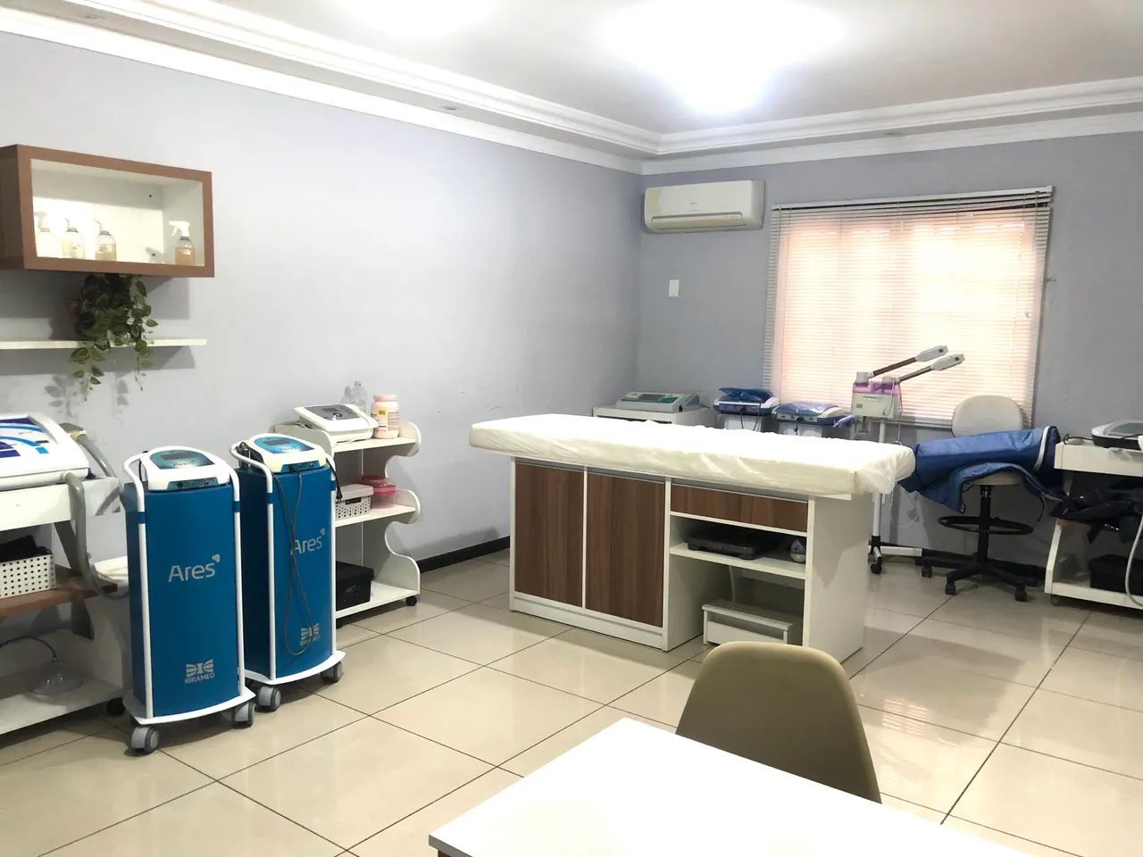 VENDO FUNDO DE COMÉRCIO- CLÍNICA DE ESTÉTICA MONTADA - Foto 4
