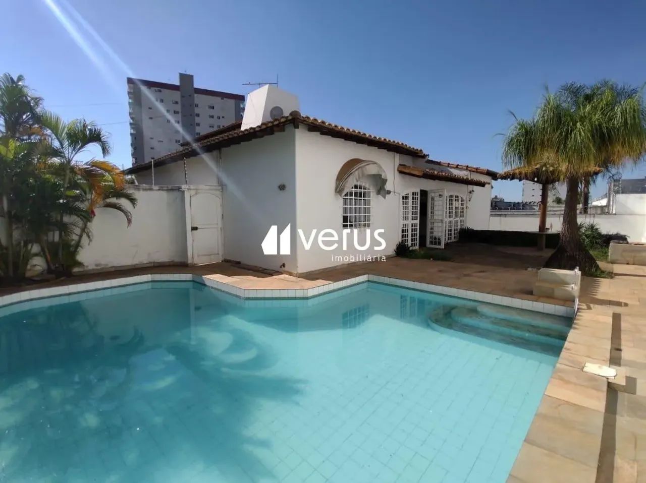casa comercial para aluguel, 5 vagas, Lidice - Uberlândia/MG