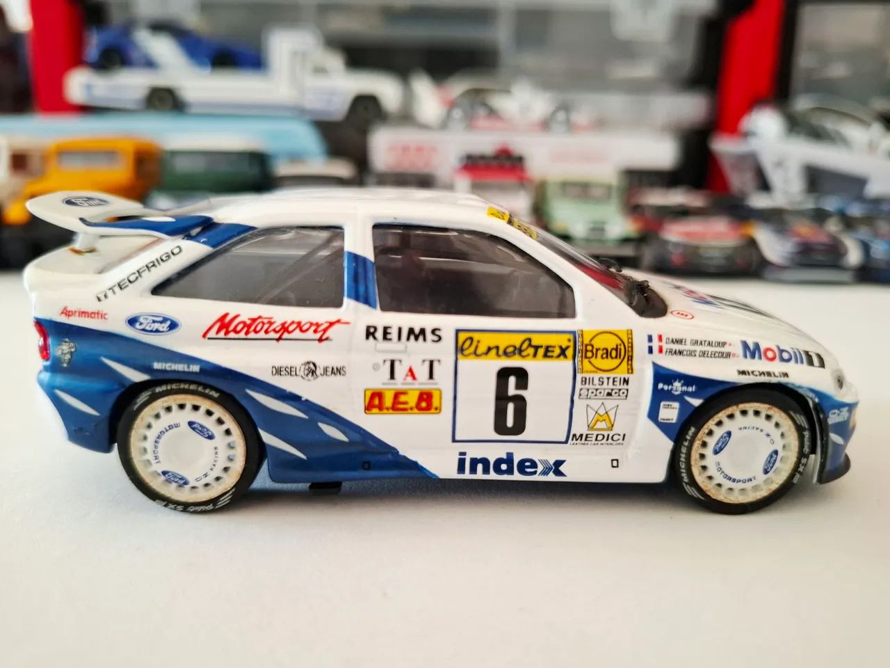 Miniatura Escort RS Cosworth 1:43  - Foto 2