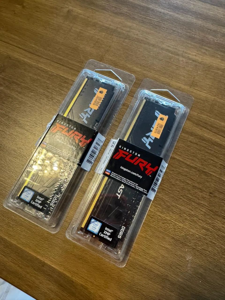 Memória RAM DDR5 Kingston Fury Beast 64GB (2x32GB) 5600MHz NOVAS